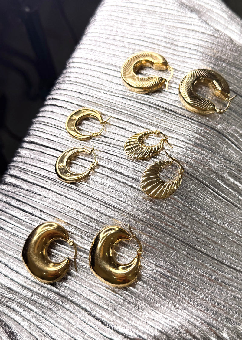 SA hoop earring-The Style Attic