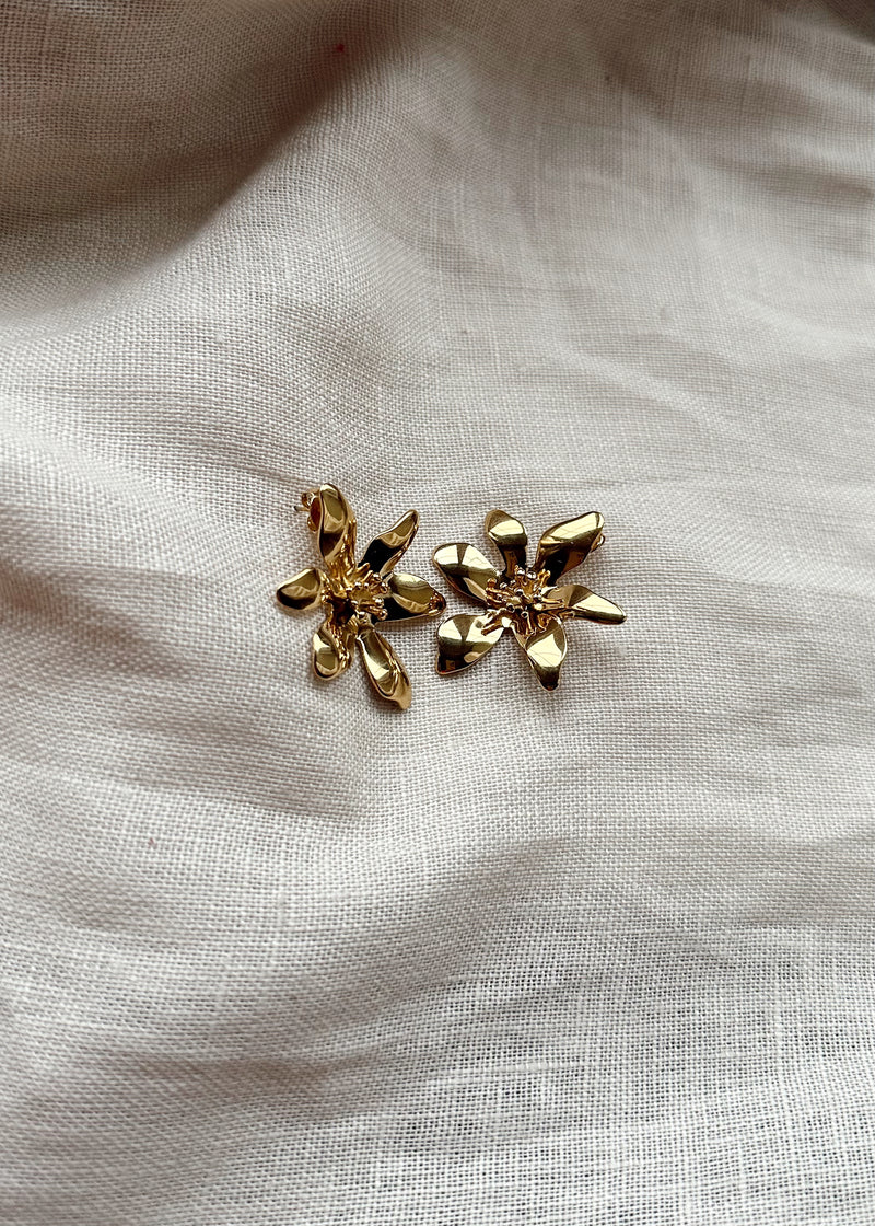 SS25 earring-The Style Attic