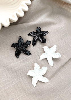 SS25 orchid earring - cream-The Style Attic