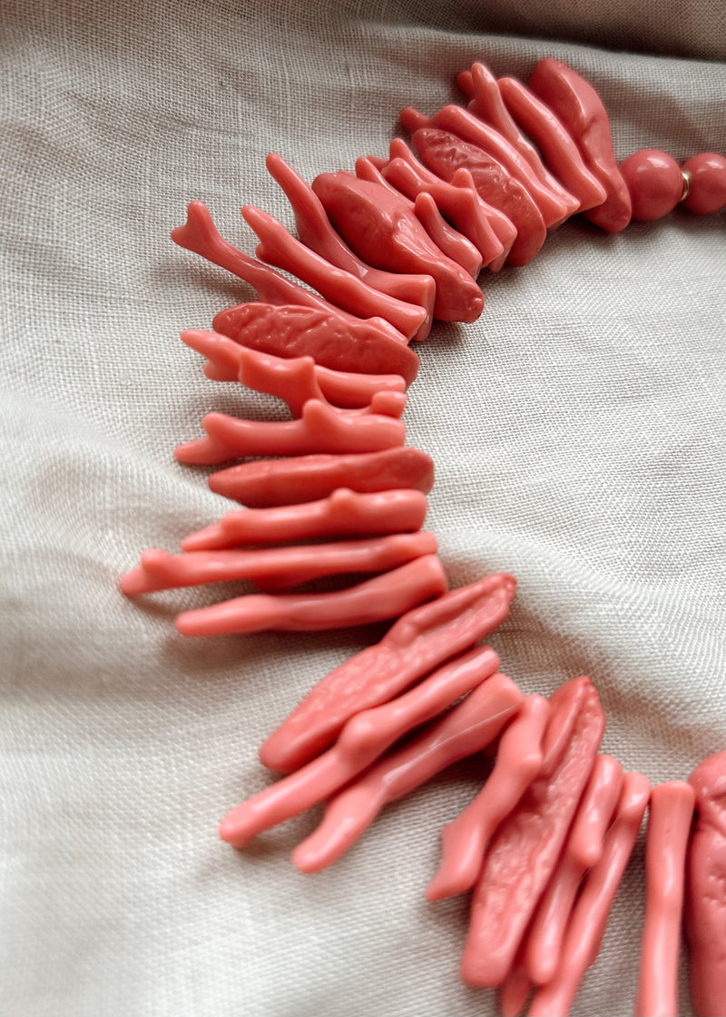 SS25 reef necklace - peach-The Style Attic