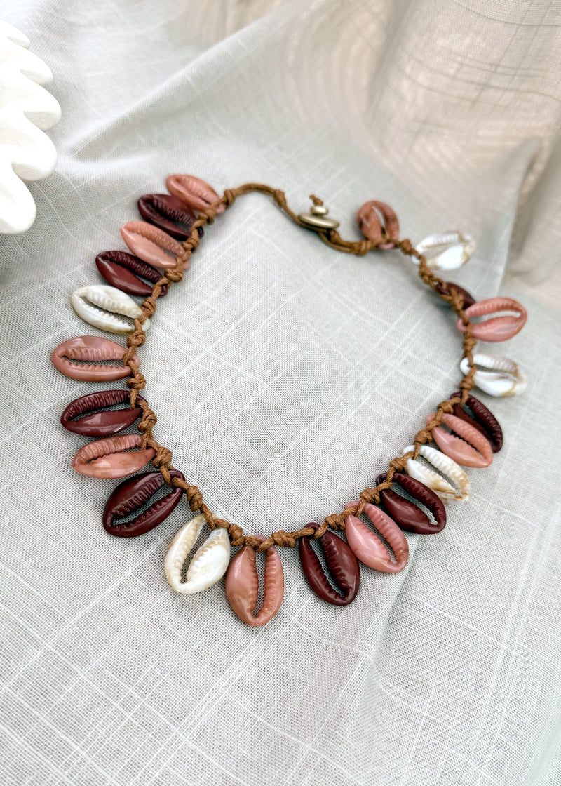 SS25 shell necklace - blush-The Style Attic
