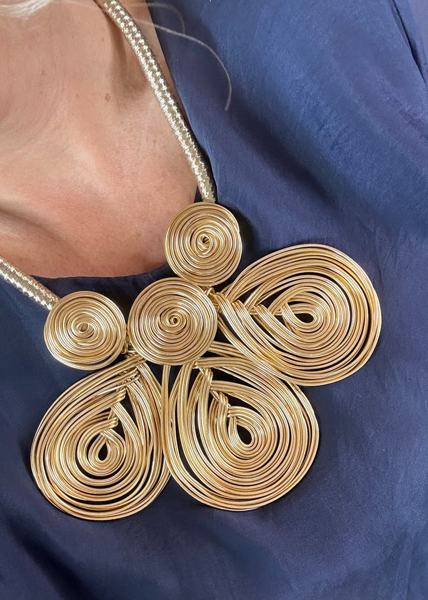 SS25 statement necklace - gold-The Style Attic