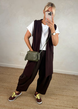 Sara Hooded waistcoat knit - chocolate-The Style Attic