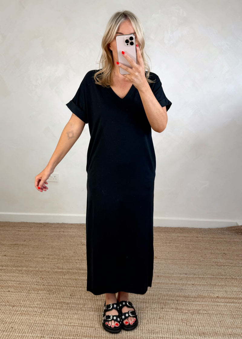 Scarlet tee dress - black-The Style Attic