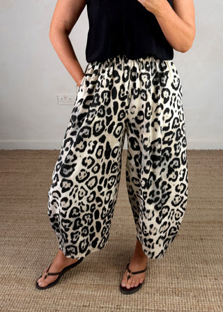 Sid barrel leg trouser - Jaguar-The Style Attic