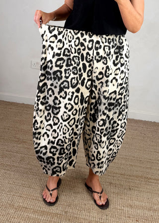 Sid barrel leg trouser - Jaguar-The Style Attic