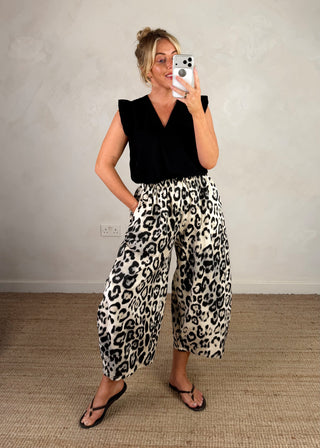 Sid barrel leg trouser - Jaguar-The Style Attic