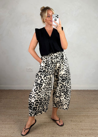 Sid barrel leg trouser - Jaguar-The Style Attic