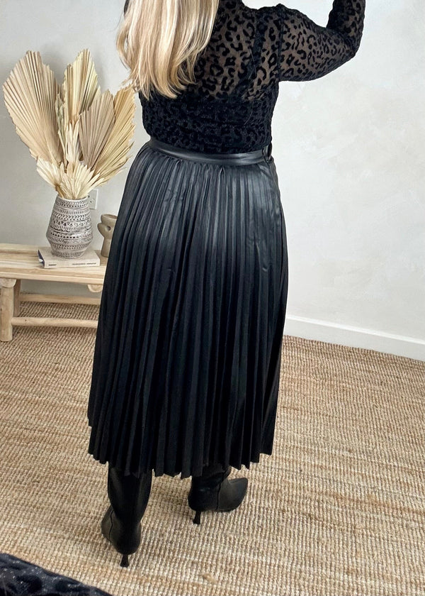 Sonya pleated skirt - black-The Style Attic