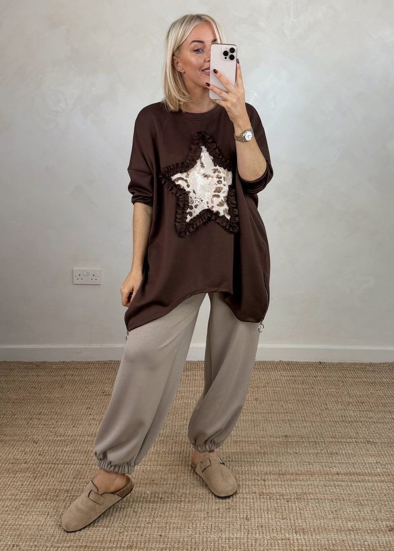 Star frill sweater - chocolate-The Style Attic