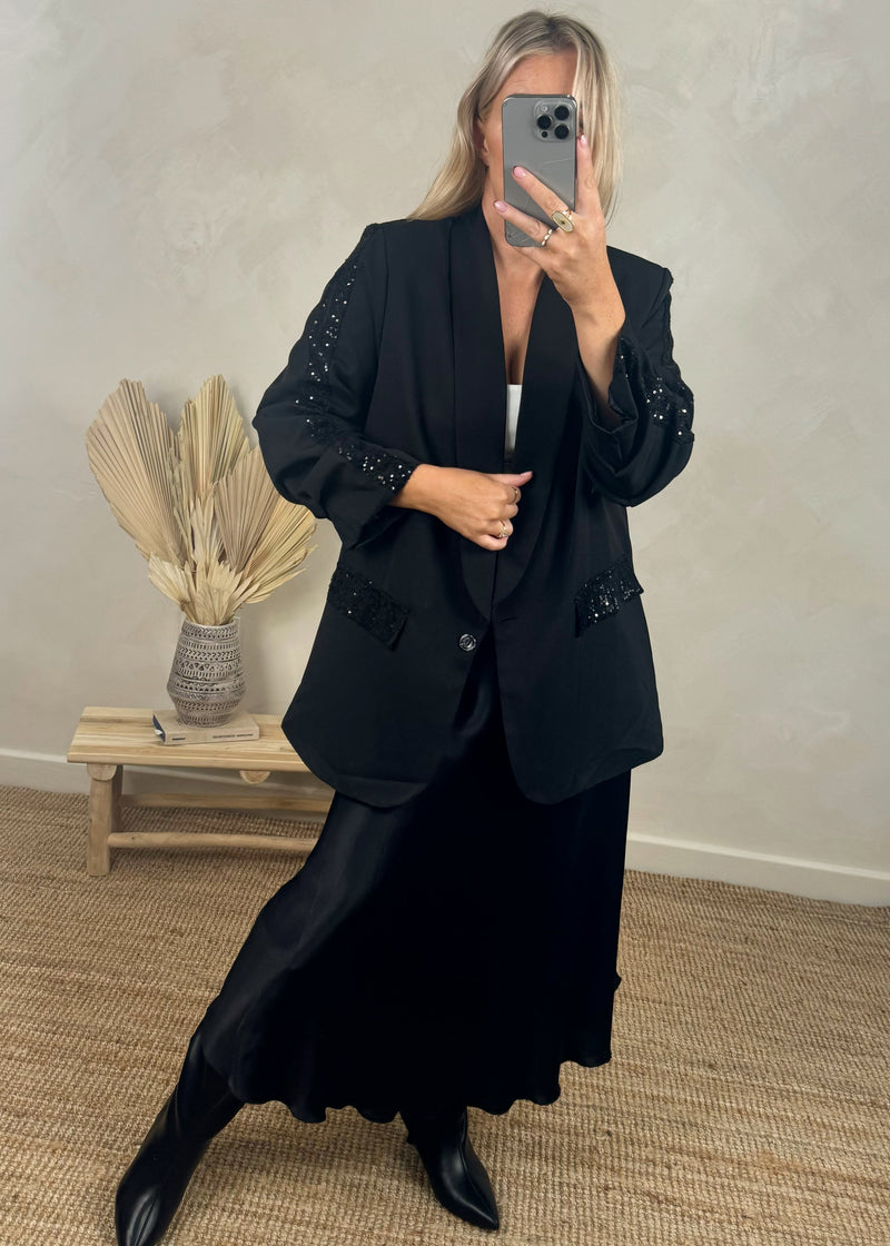 Stassi sequin Blazer - black-The Style Attic