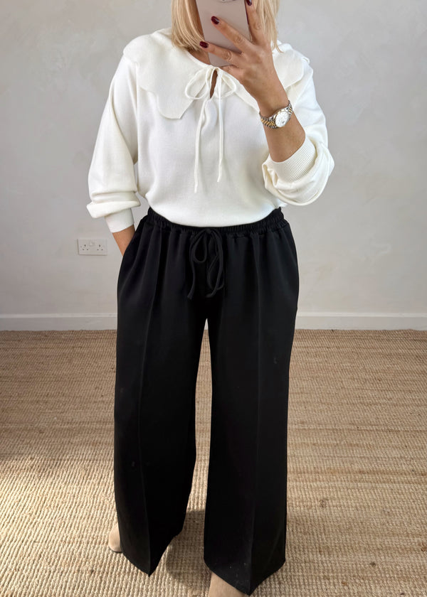 Straight leg jogger - black-The Style Attic