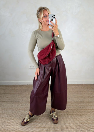 Suede Tori sling bag - Berry-The Style Attic