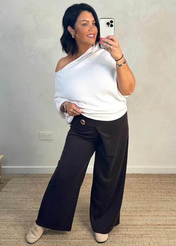 Raya asymmetric knit - cream