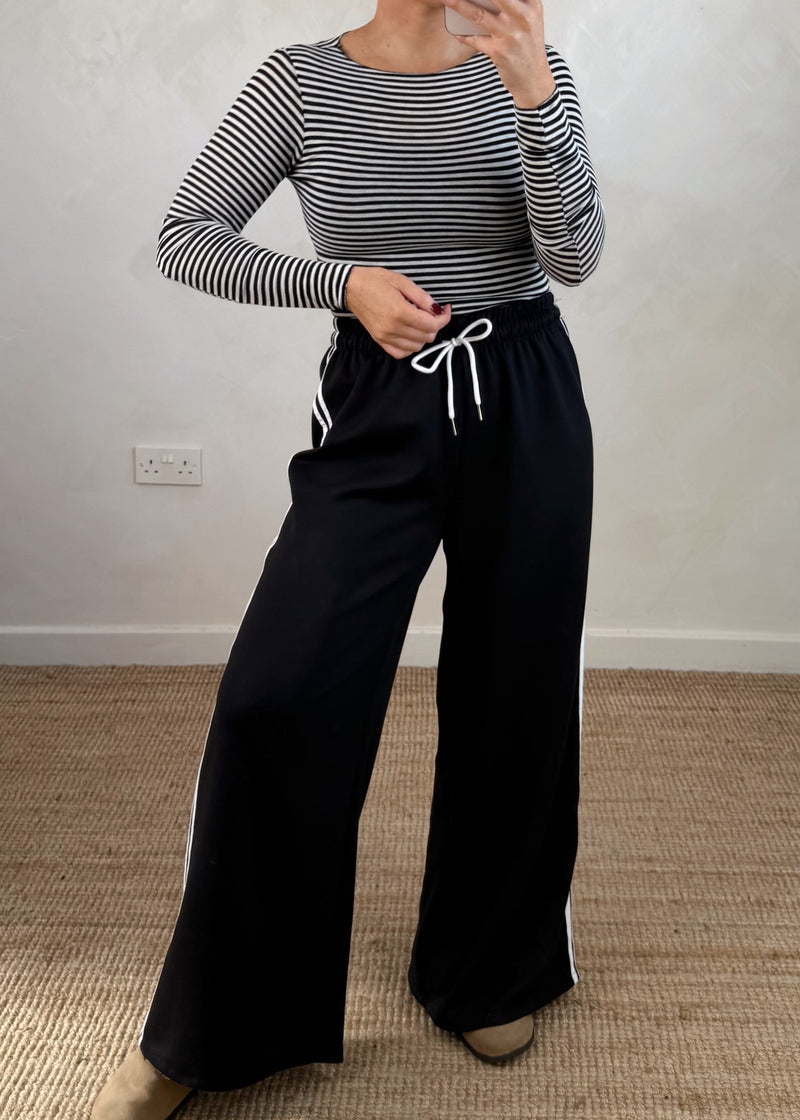Cashmere blend striped base layer - cream/black