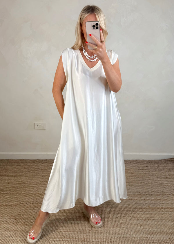 Rae satin maxi - pearl