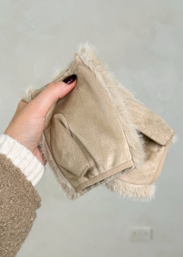 Fur trim hand warmer glove - beige