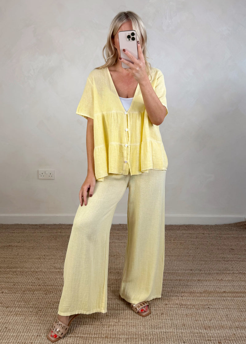 Josie linen blend button top - lemon