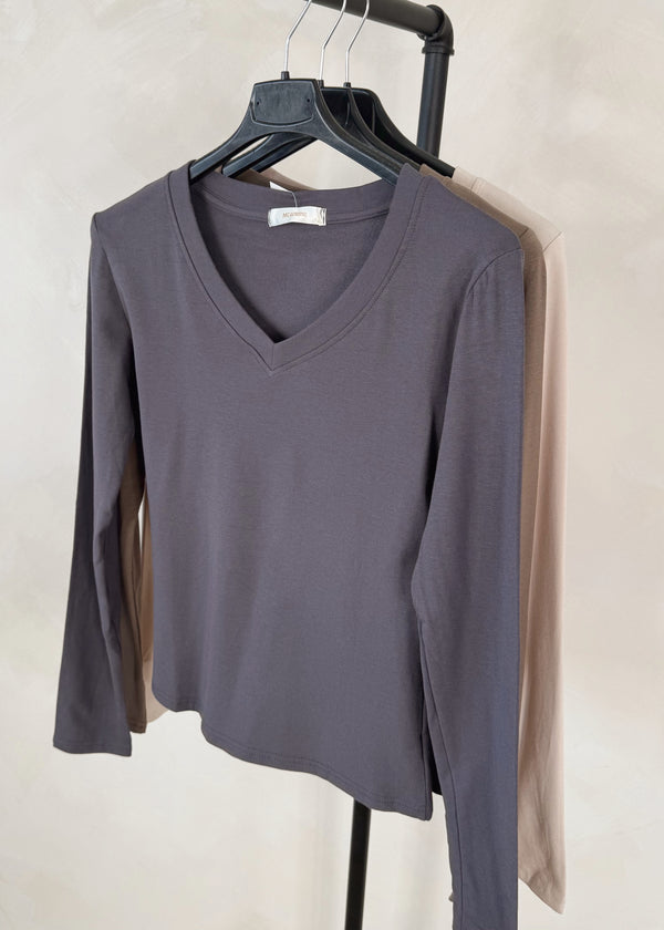 V-neck base layer - multi