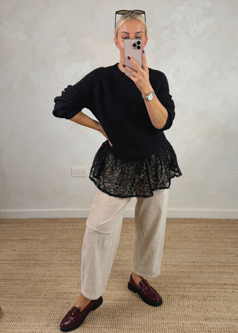 Malmo lace knit - black