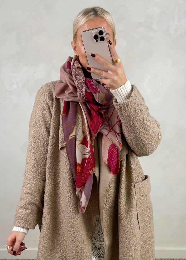 AW25 lightweight scarf