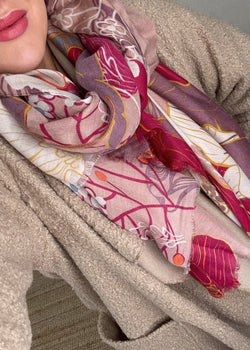 AW25 lightweight scarf