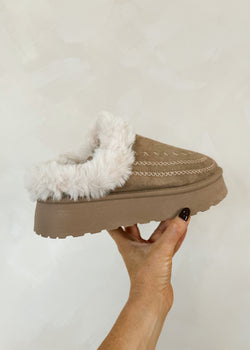 Tazi embroidered boot - sand