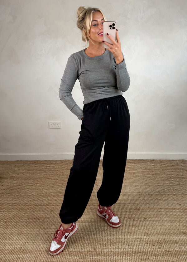 Cocoon jogger - black