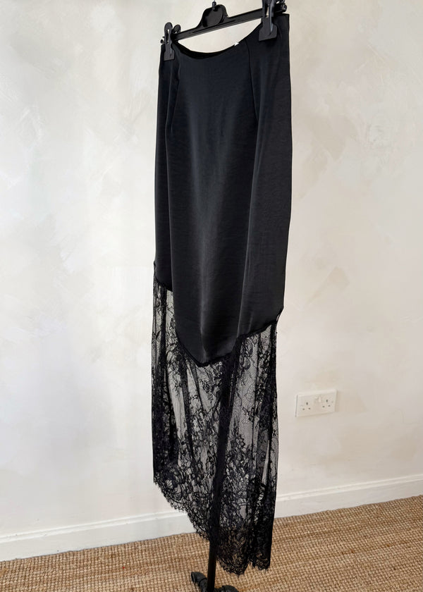 Lace satin skirt - black