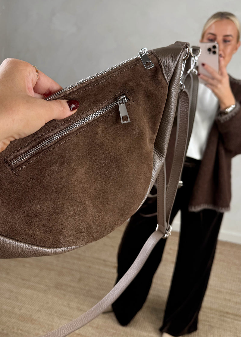 Dylan sling bag - chocolate