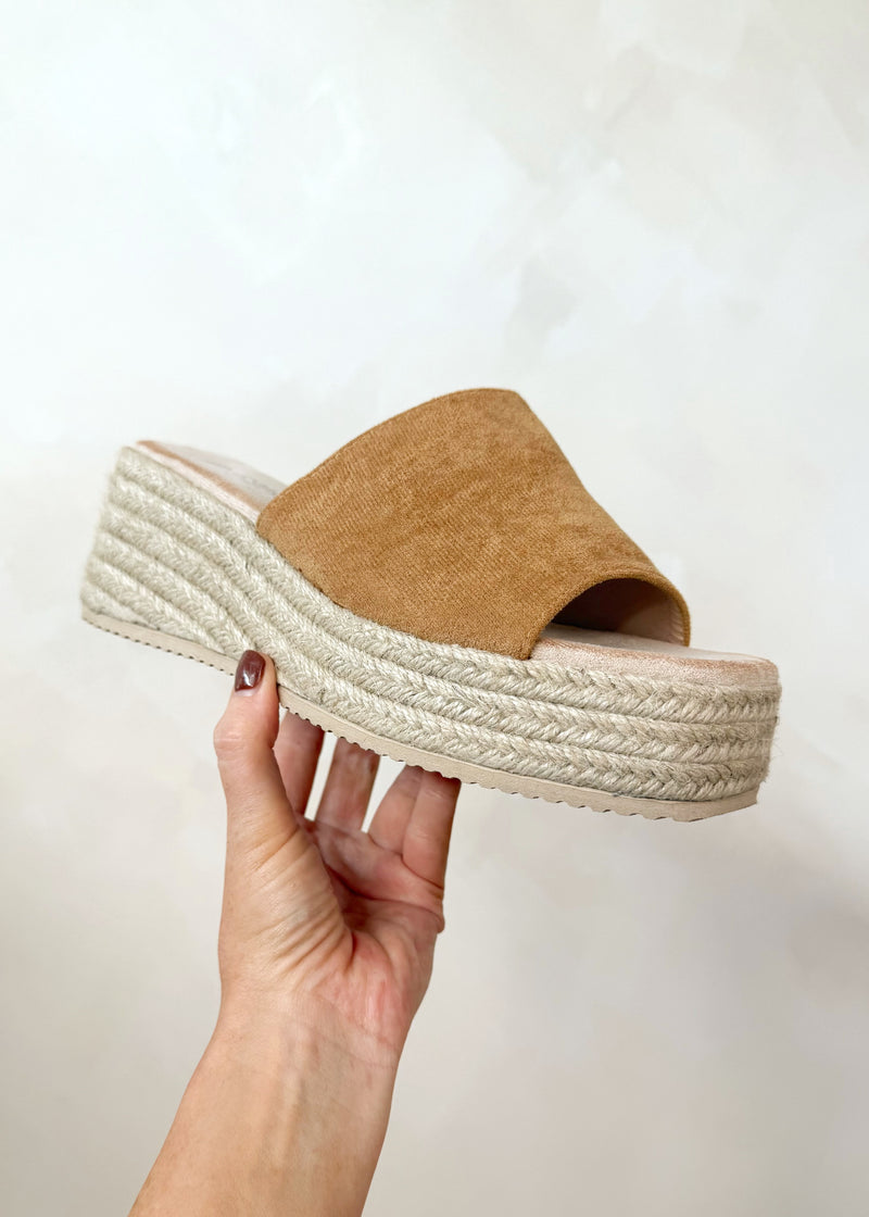 Corey wedge sandal - tan