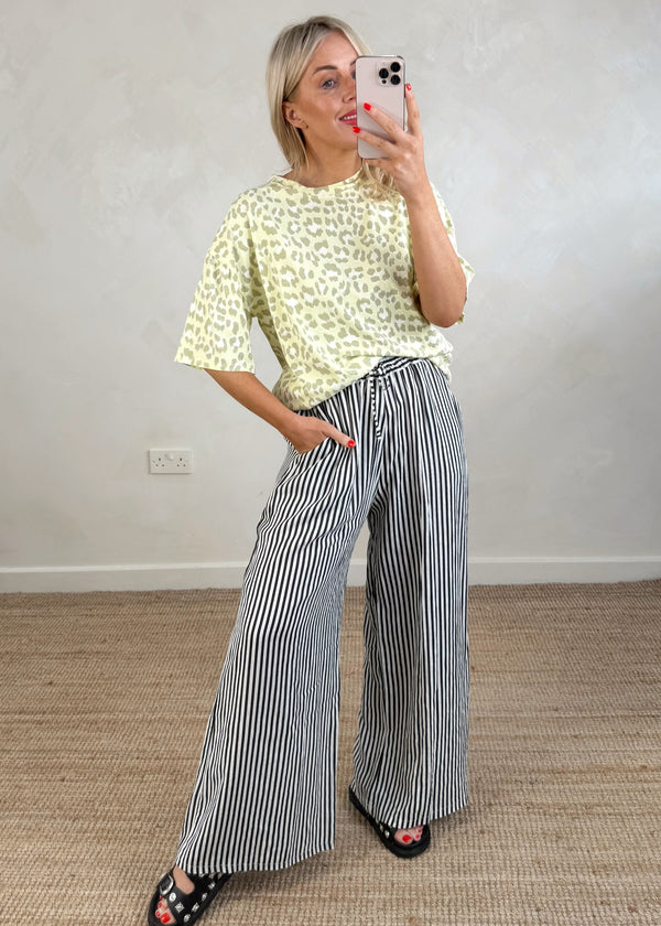 Bonnie leopard print tee - lemon