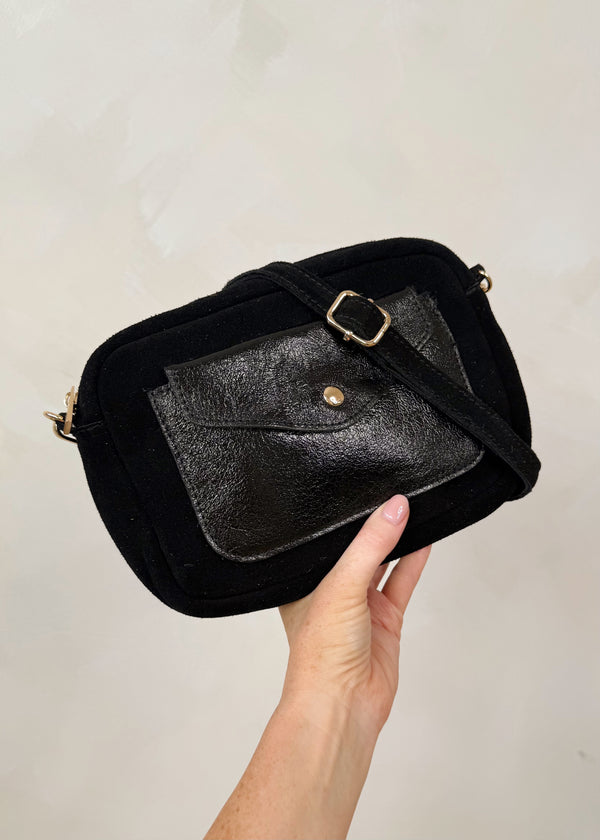 Leather pocket bag - black