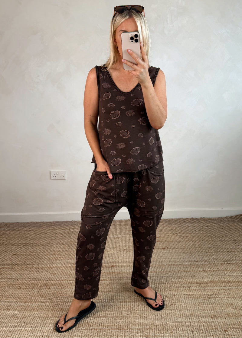 Beachcomber vest - chocolate