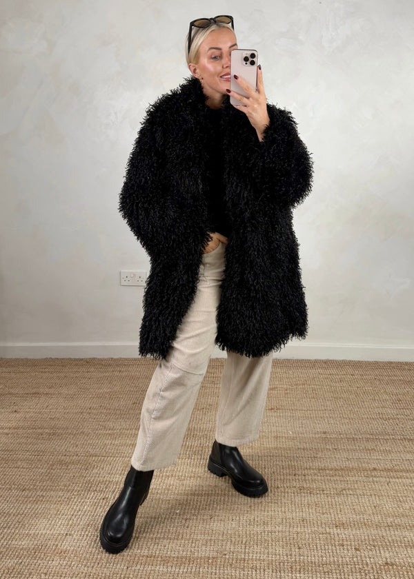 Frolic shaggy coat - black