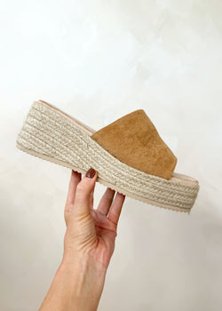 Corey wedge sandal - tan
