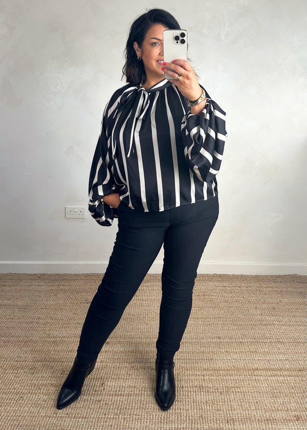 Cassie striped pussybow blouse - black