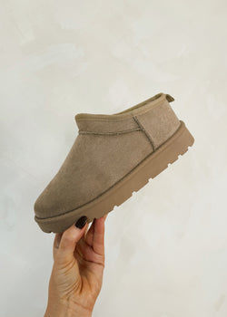 Snug boot - sand
