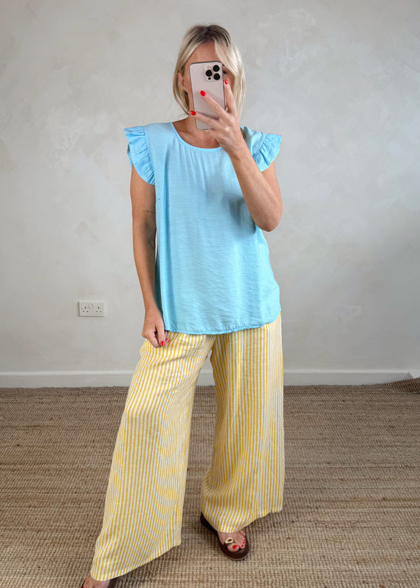 Kiki Frill top - sky blue