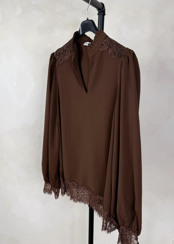 Gilly lace blouse - chocolate