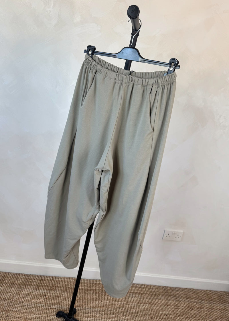 Finn casual pants - mocha