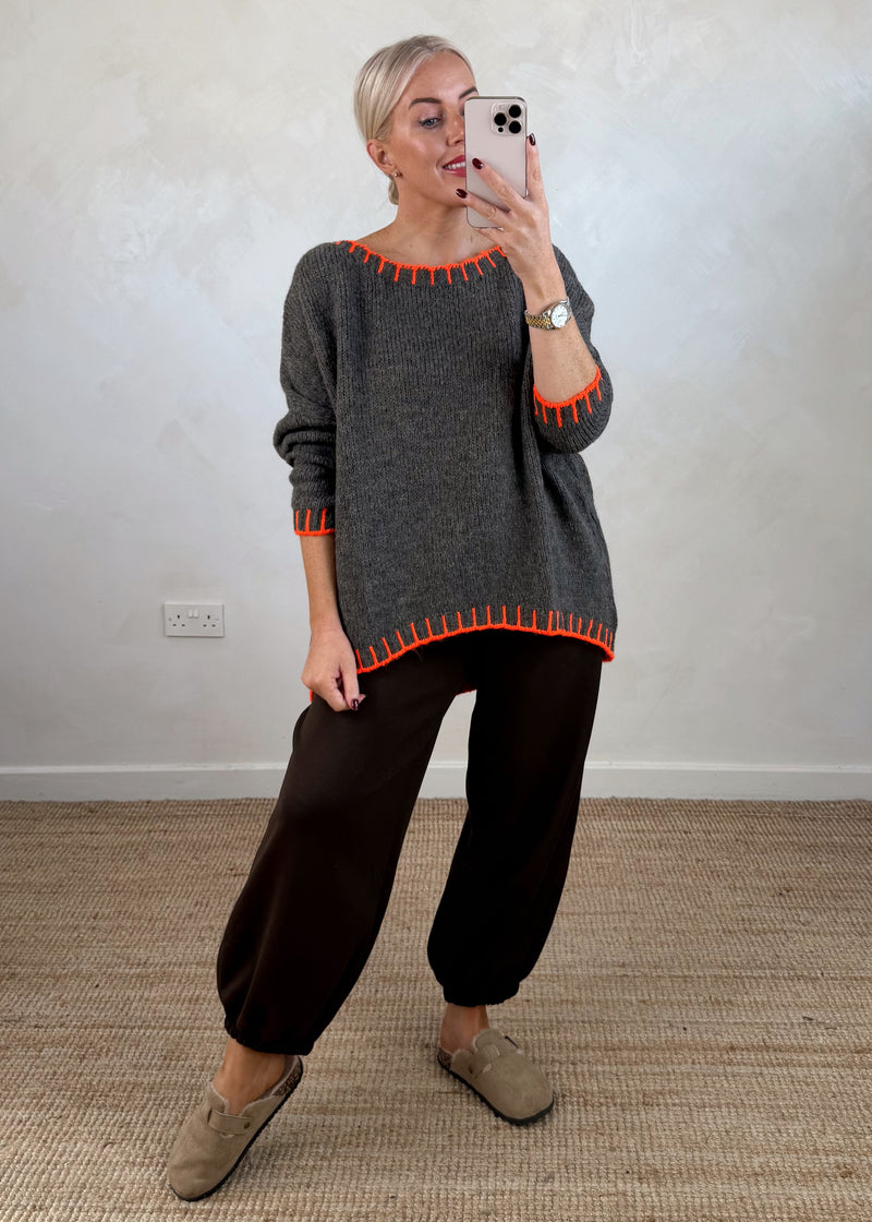 Elle contrast stitch knit - dark mocha/orange