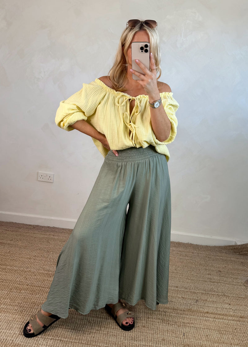 Naples palazzo - khaki