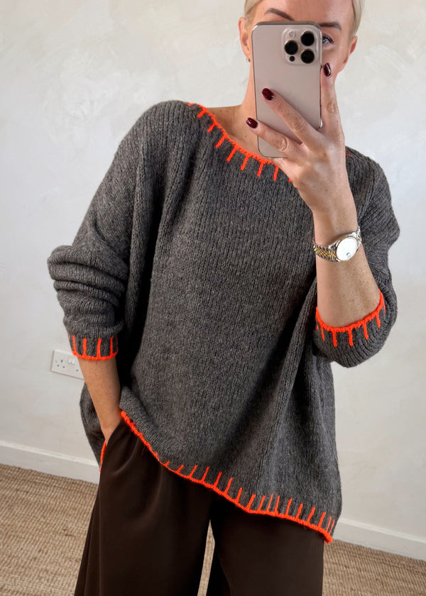Elle contrast stitch knit - dark mocha/orange