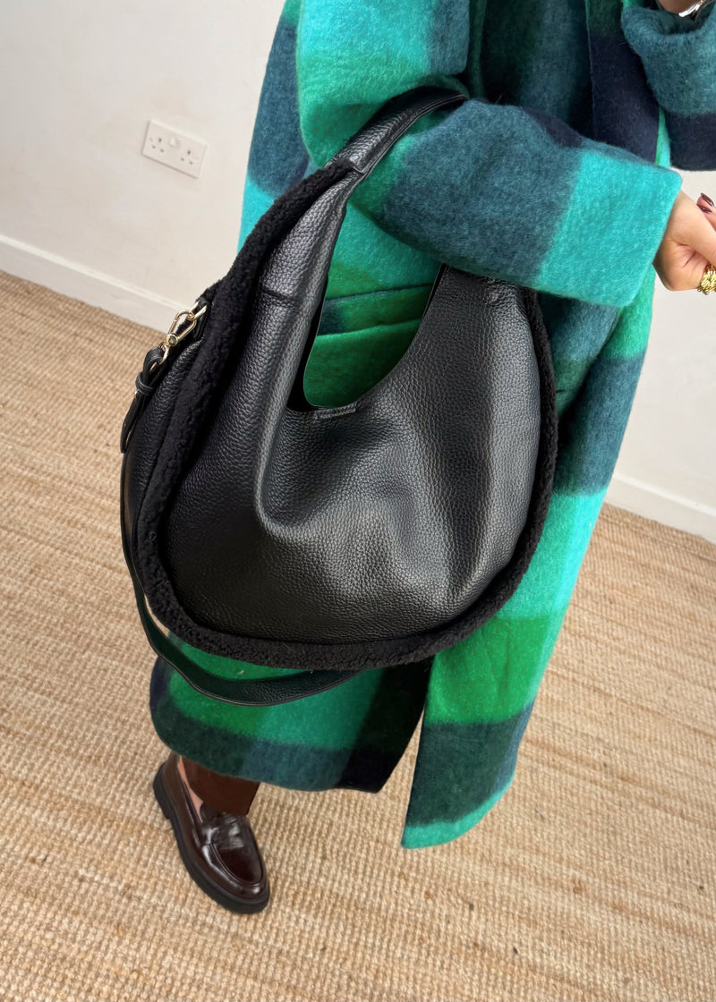 Martina teddy bag - black