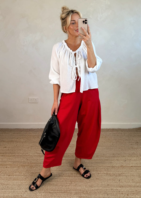 Finn barrel leg trouser - red