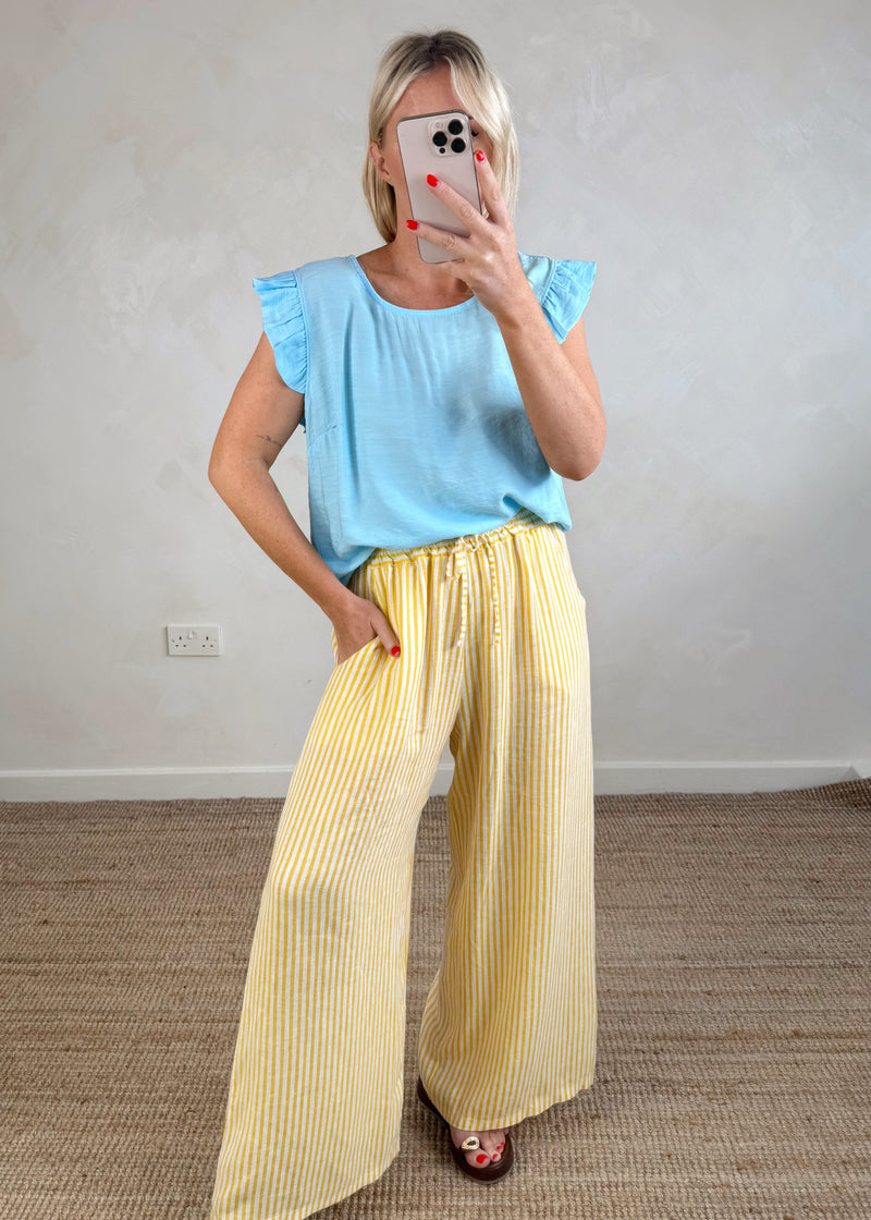 Kiki Frill top - sky blue
