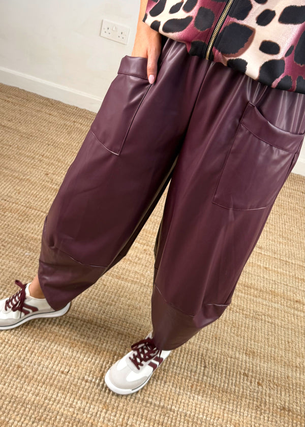 Leather look Moda pants - damson