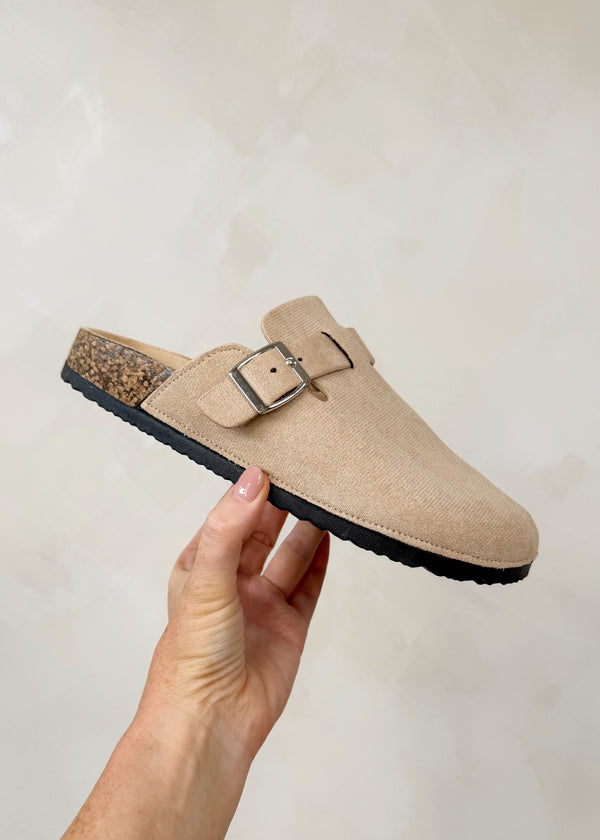 Kaz slip on mule clogs - beige