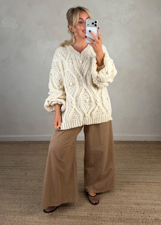 V-neck chunky cable knit - cream-The Style Attic